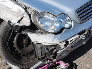 事故車の回収～修理完了まで